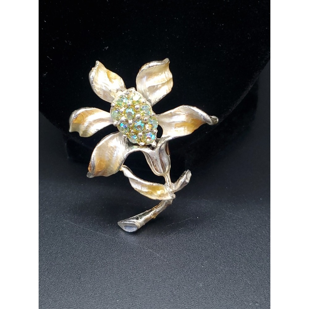 Vintage‎ Floral Goldtoned Brooch With AB Glass Rhinestone Center Easter Lily 2"